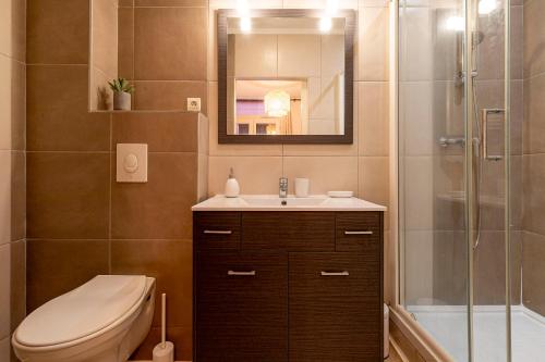 Quiet downtown location - Apartment with a terrace