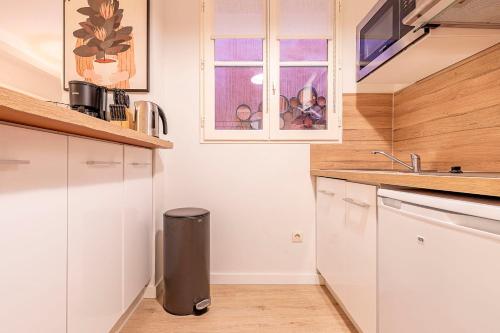 Quiet downtown location - Apartment with a terrace