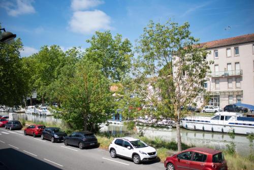 T2 lumineux avec vue dégagée proche canal