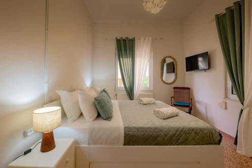 Laurel Heights Apartment