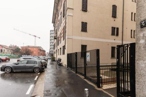 GuestHost - Cozy Balcony Flat close to Navigli