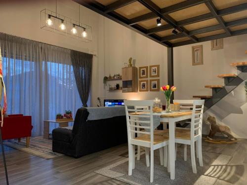Kanathos apartment