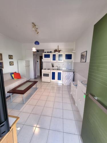 Polychrono Duplex 3 min to the Beach