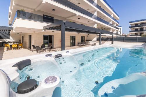 The Imperial Grand Residence by Belmont Realty