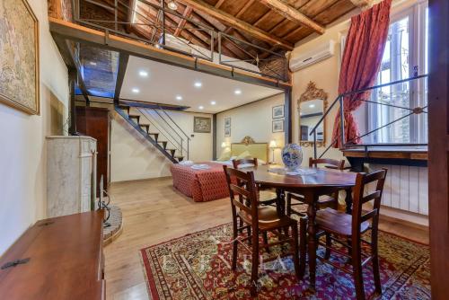 Piazza Navona Penthouse, Terrace & Roman Walls