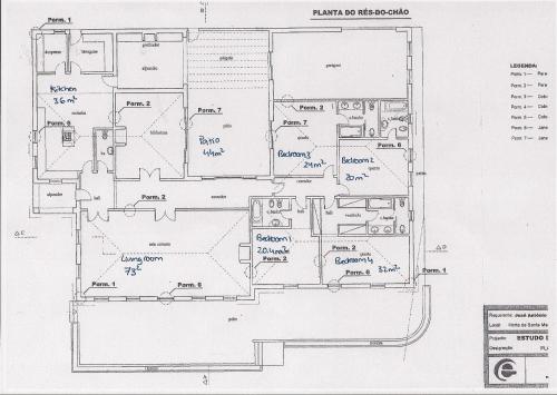 a floor plan of a building at Casa Adelaide - Tavira Centro in Tavira