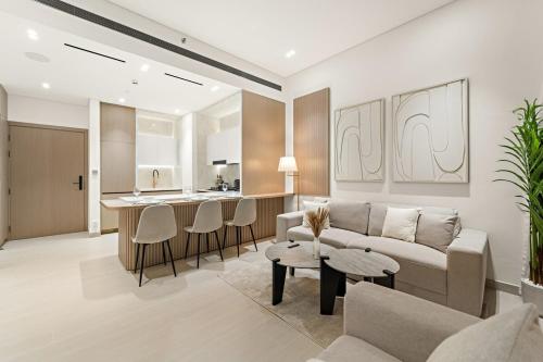 FIRST CLASS 1BR Stylish with Private Jacuzzi