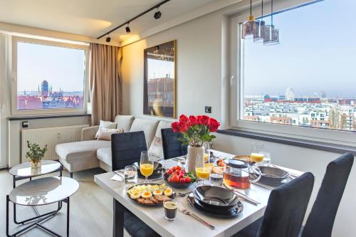 Long Gardens Panorama Old Town Premium Suite
