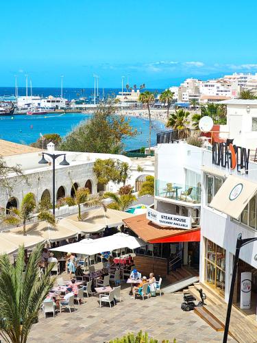 Paseo Maritimo beach view