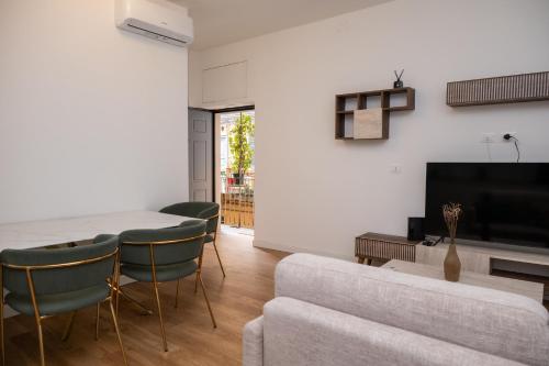 Tibaldi Home, Navigli Style in Corte tranquilla, a pochi passi da Navigli e tran tran della Città