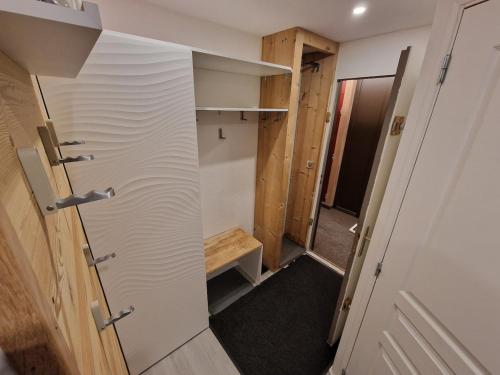 Studio - Snow 917 - 2 adults 2 children