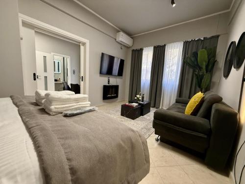 AES Athenean Elegance Suites - Historic Center