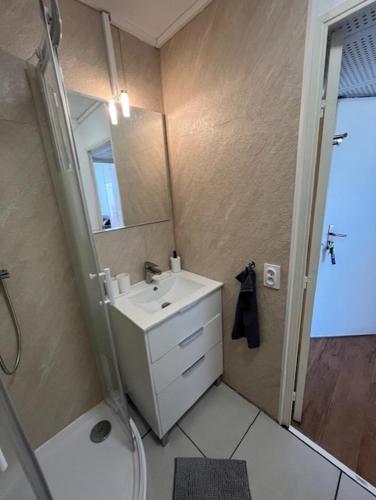 Fantastic located one bed room apartment