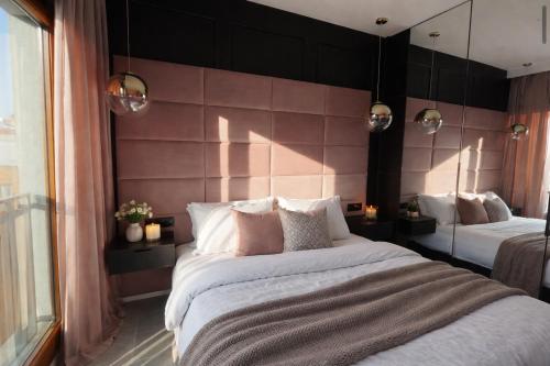 M16 Velvet Suite
