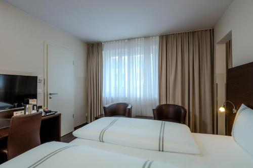 Premier Inn Berlin City Spittelmarkt photo 22