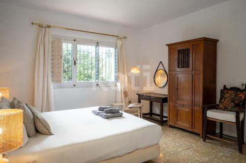 Koti Rentals - Villa Los Geranios
