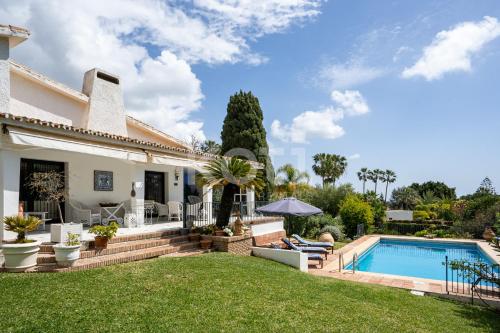 Koti Rentals - Villa Los Geranios