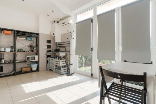 GuestHost - Modern Loft X4 Milano Navigli