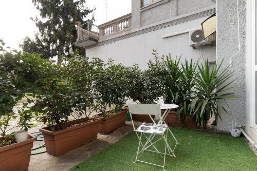 GuestHost - Modern Loft X4 Milano Navigli