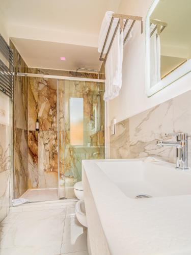 Home at Rome Vatican Suites