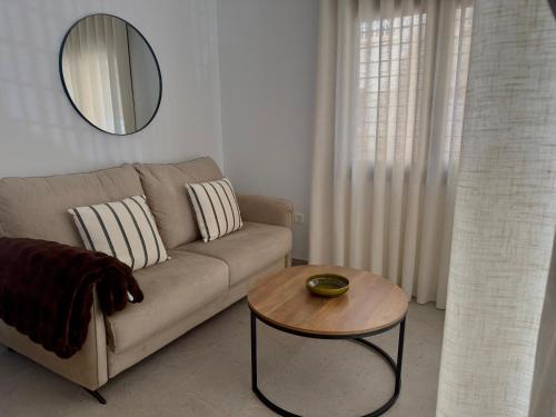 Luxe H&C Apartment