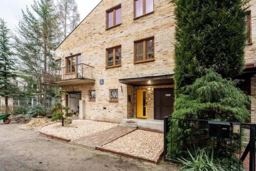 Golden Villa Saska Kępa Luxury Retreat with Garden & Design Interior