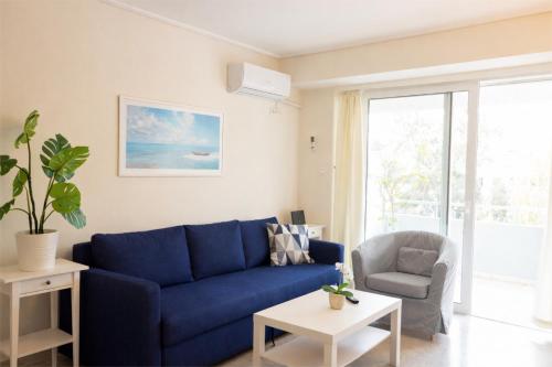 Glyfada central seaside apartment