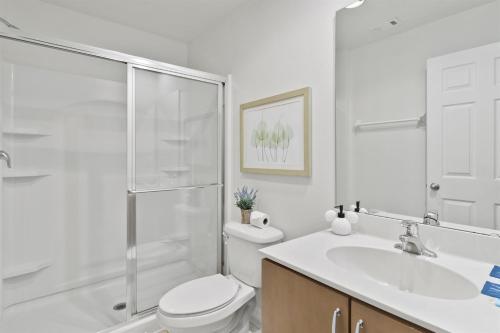 Summer Near Disney Resort Pools Sleeps 8 photo 29