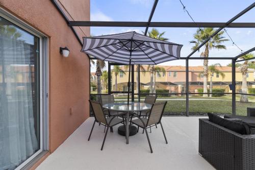 Summer Near Disney Resort Pools Sleeps 8 photo 30