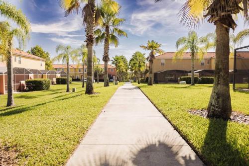 Summer Near Disney Resort Pools Sleeps 8 photo 32