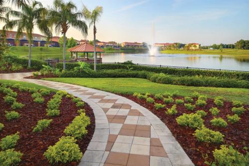Summer Near Disney Resort Pools Sleeps 8 photo 33