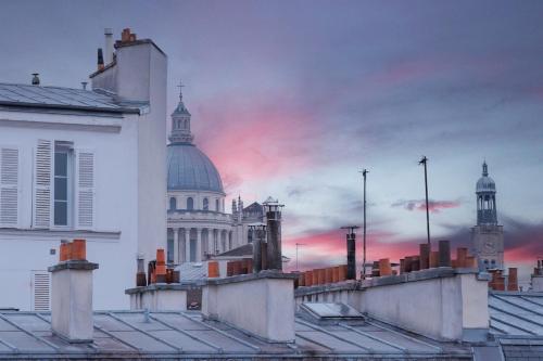 Welcome to Rue Monge Paris 5