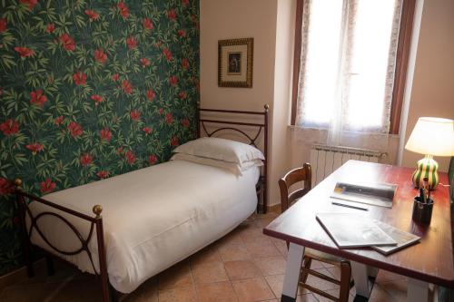TrastevereHome - Bright 5BR Character Home in Trastevere with Lift