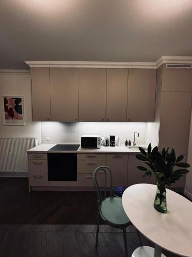 Foto Cozy and quiet apartment in the city centre 4