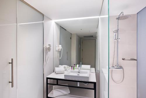 B&B HOTEL Madrid Centro Puerta del Sol photo 48