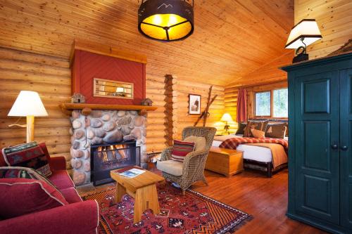 Imagen de la galería de Cathedral Mountain Lodge, en Field