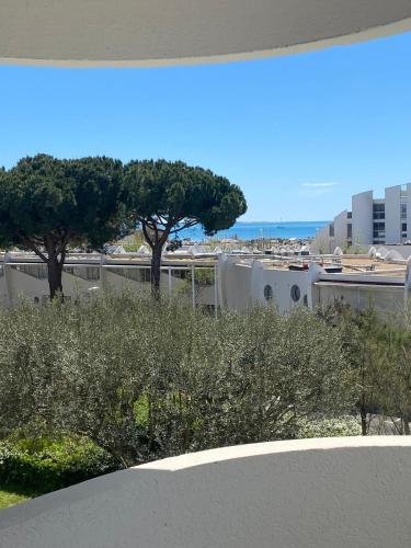 Horizon Tropical- Clim- Parking