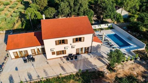 Family friendly house with a swimming pool Drnis, Zagora - 25275