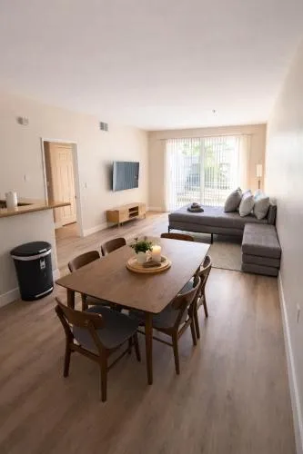 Luxury 1BR & 2BR Near Venice Beach MDR Retreat with Pool & Spa photo 6