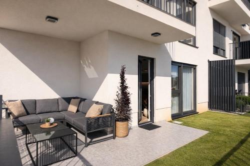 Perla Luxury Umag - New Apt with Garden & Free Parking