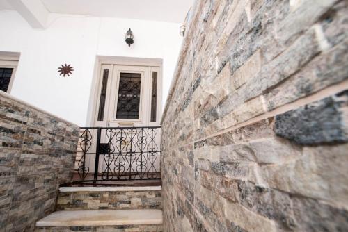 Naxian Harmony 300m from the beach