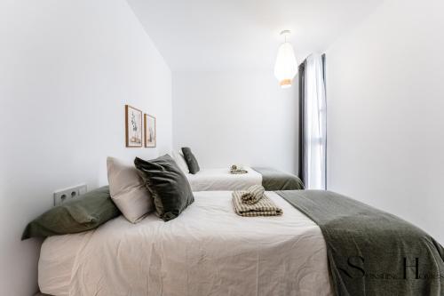Fancy 2 Bedroom Fuengirola Escape REF071