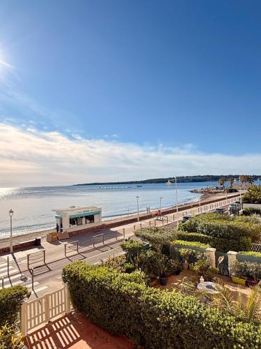 Le Bella By Apirent #Seaside #parking #Terrasse
