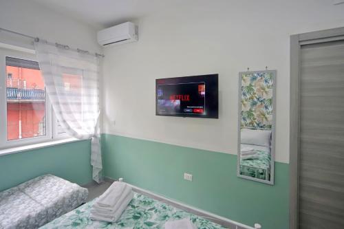 Dimora di Antonietta Room - near Train Station & Wi-Fi