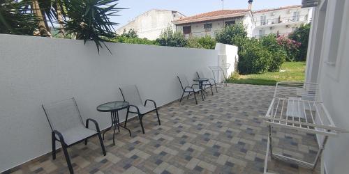 Modern accomodations 2 in center of Skiathos