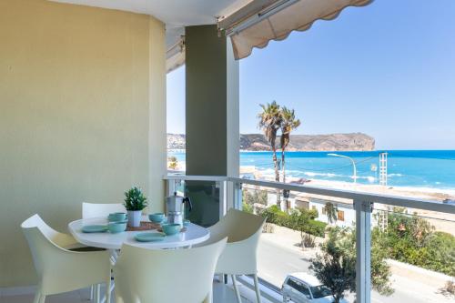 Ventana Azul vistas mar Arenal Cala Blanca Javea