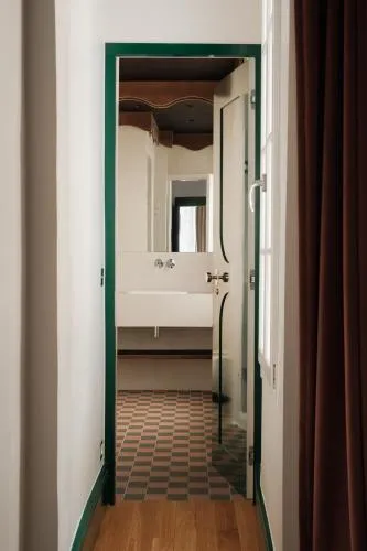 Paris Home Collection Serviced Apartments in Notre Dame - Rue Savoie photo 26