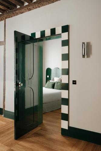 Paris Home Collection Serviced Apartments in Notre Dame - Rue Savoie photo 136