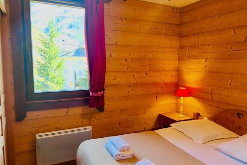 Flat with parking and balcony in Centre