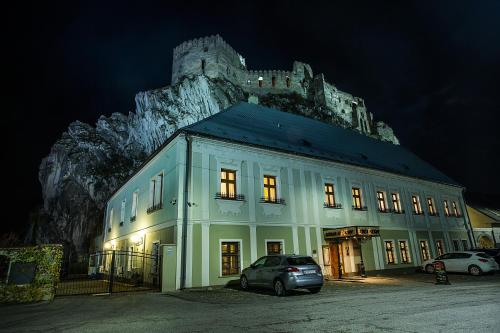 Φωτογραφία από το άλμπουμ του Kúria Beckov - Penzión σε Beckov